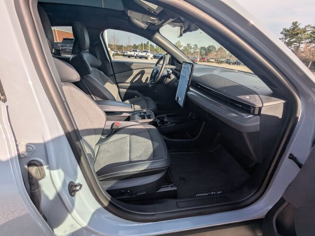 Certified 2025 Ford Mustang Mach-E GT image 39