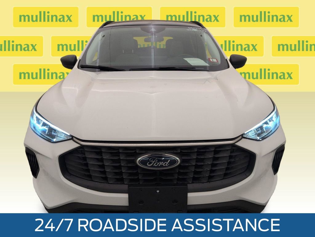 Certified 2023 Ford Escape Active w/ Tech Pack #1 AWD/4WD image 14