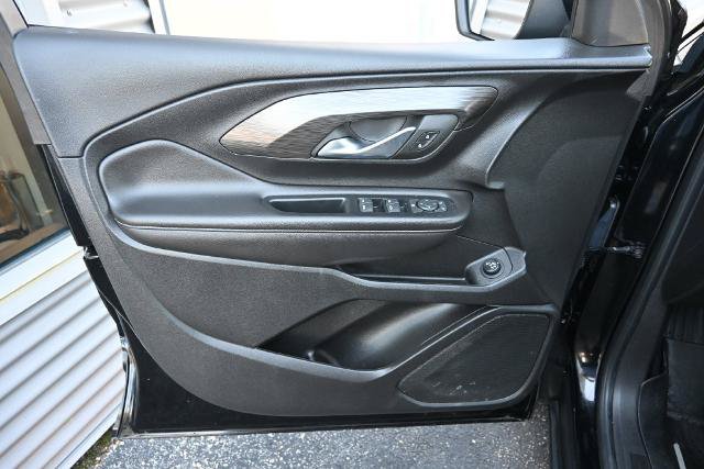 Used 2022 GMC Terrain SLE w/ Driver Convenience Package AWD/4WD image 19