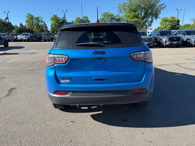 Used 2023 Jeep Compass Latitude w/ Convenience Group AWD/4WD image 9