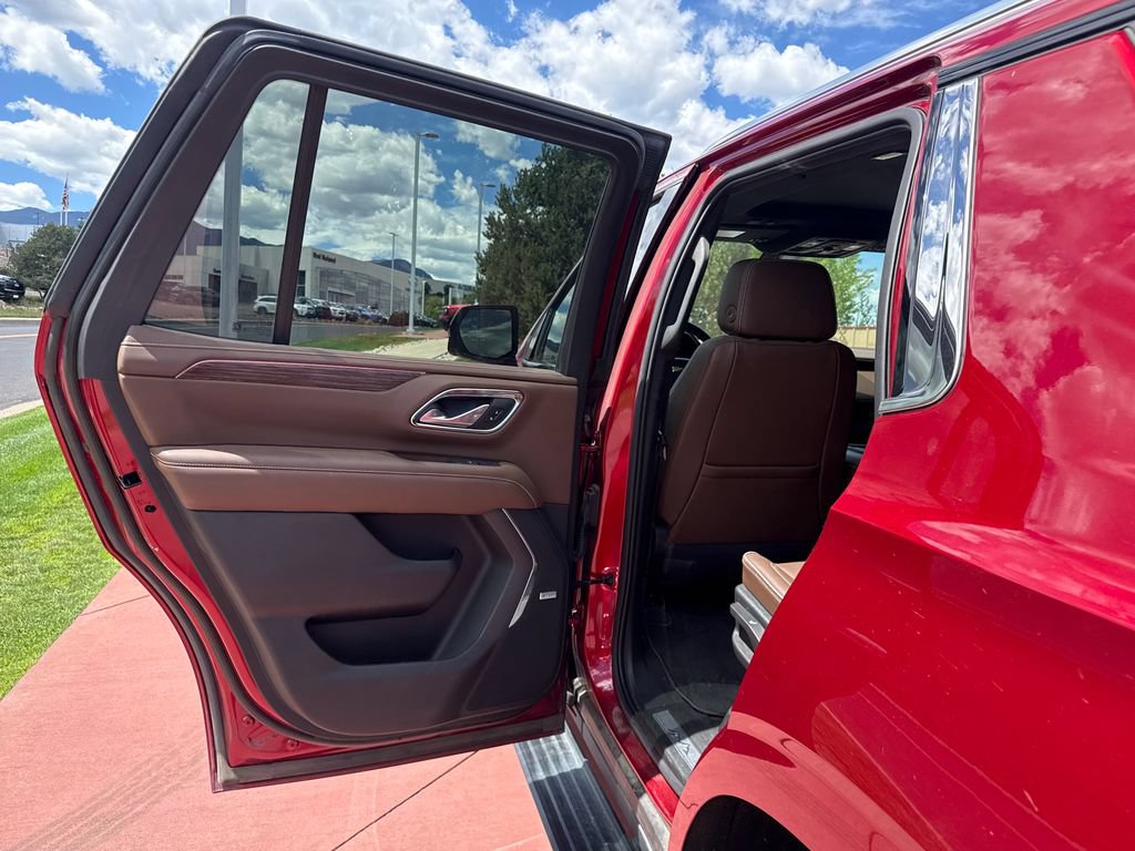 Used 2022 Chevrolet Tahoe High Country AWD/4WD image 20