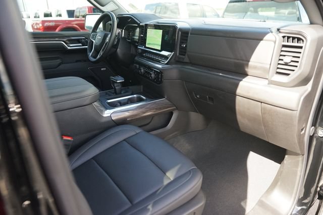 Used 2025 Chevrolet Silverado 1500 LTZ w/ LTZ Premium Texas Edition AWD/4WD image 18