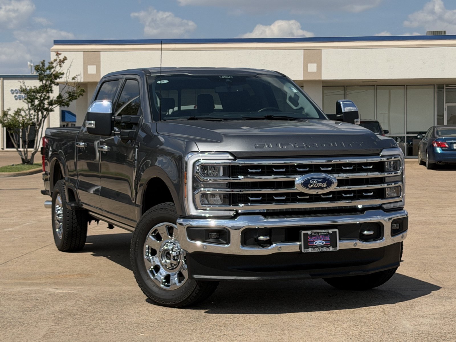 Certified 2024 Ford F250 Lariat w/ Lariat Ultimate Package AWD/4WD image 2