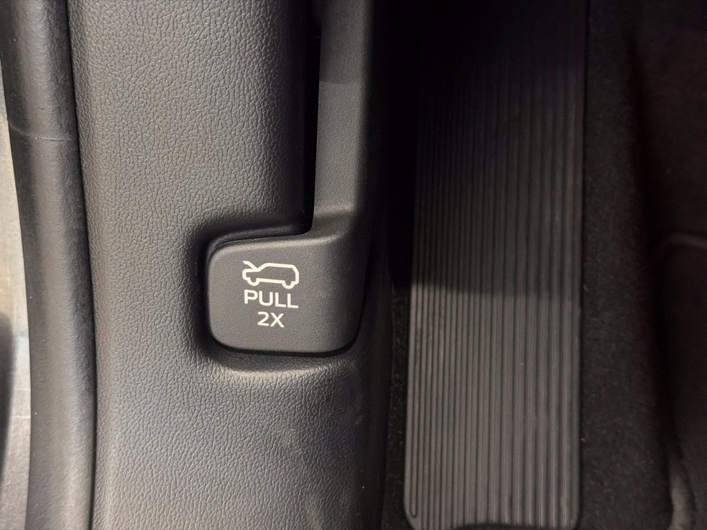 Certified 2020 Ford Explorer Limited w/ Hybrid Equipment Group 310A AWD/4WD image 45