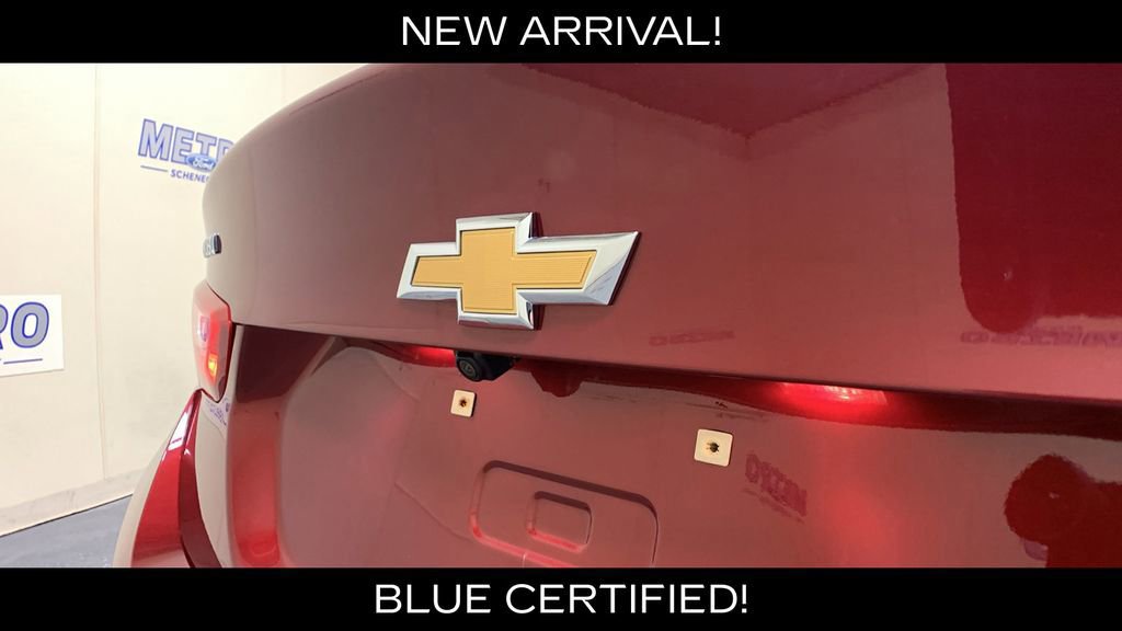 Used 2017 Chevrolet Malibu LT image 19