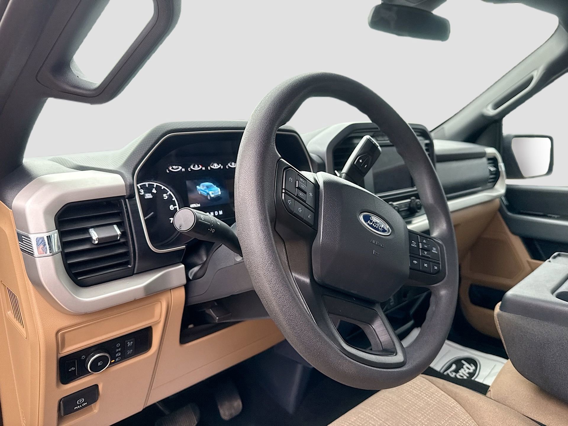 Certified 2022 Ford F150 XLT image 11