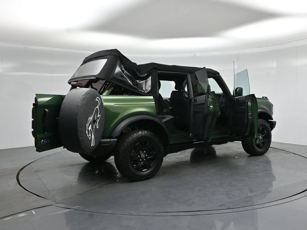 Certified 2024 Ford Bronco Black Diamond AWD/4WD image 6