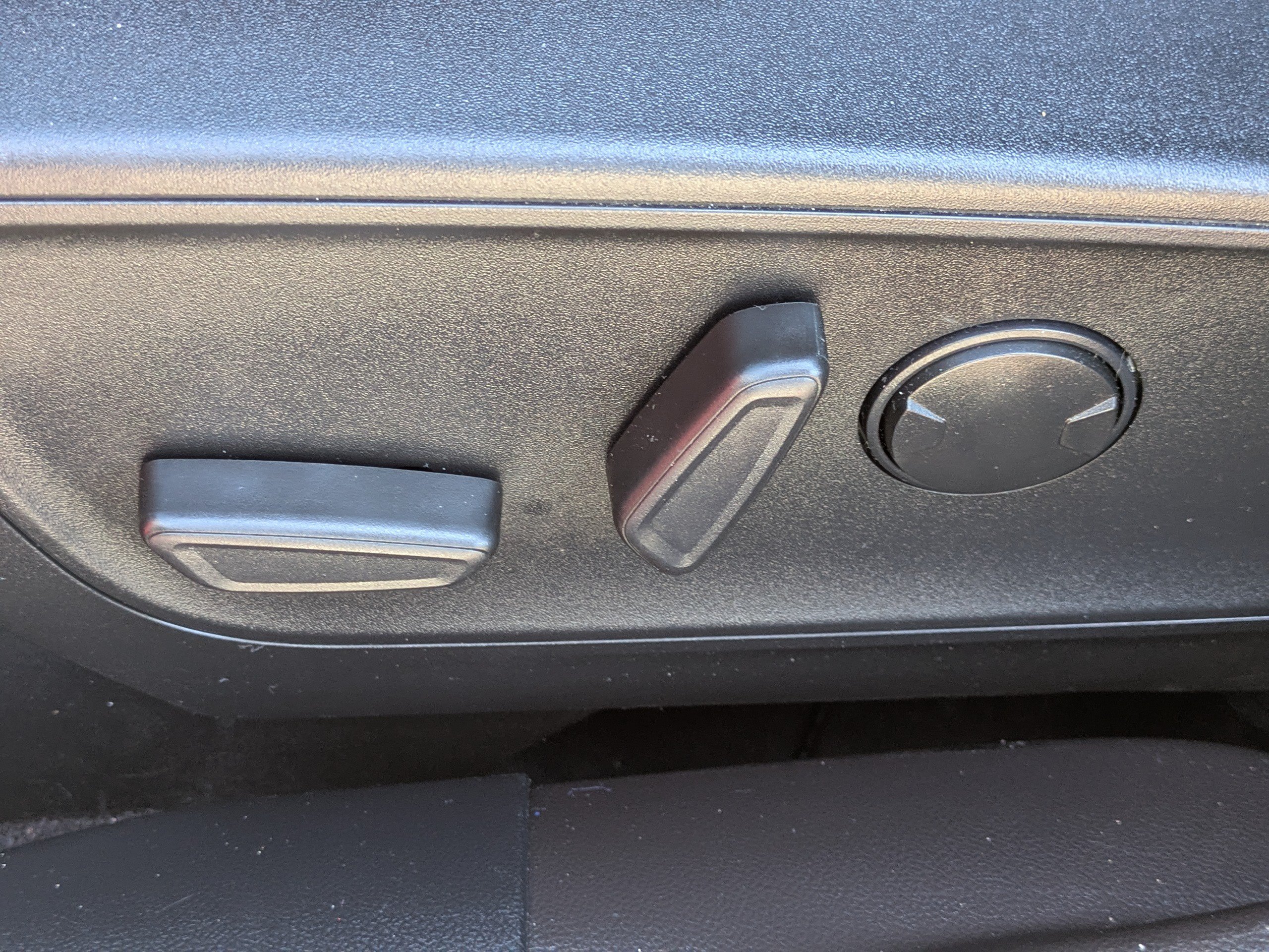 Certified 2023 Ford Escape ST-Line w/ Tech Pack #1 FWD image 19