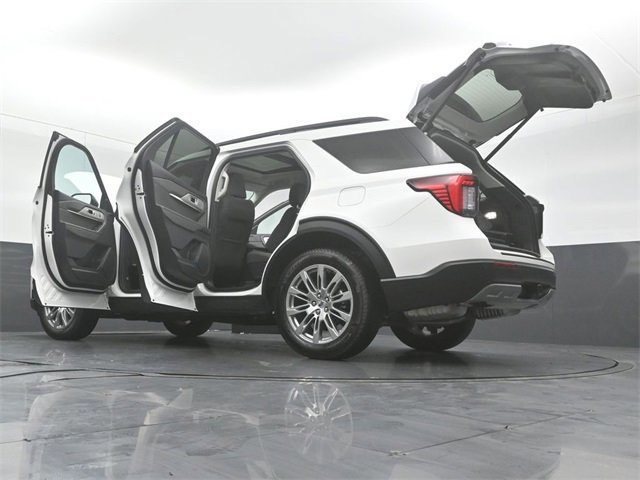 Certified 2025 Ford Explorer Active w/ Active Comfort Package image 55