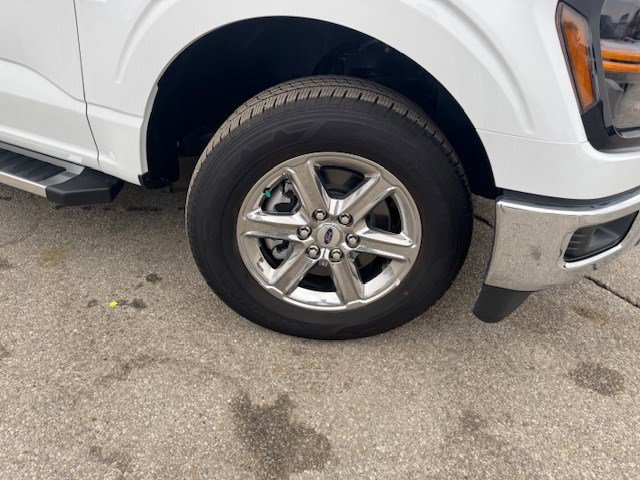 Certified 2024 Ford F150 XLT w/ Mobile Office Package RWD image 33
