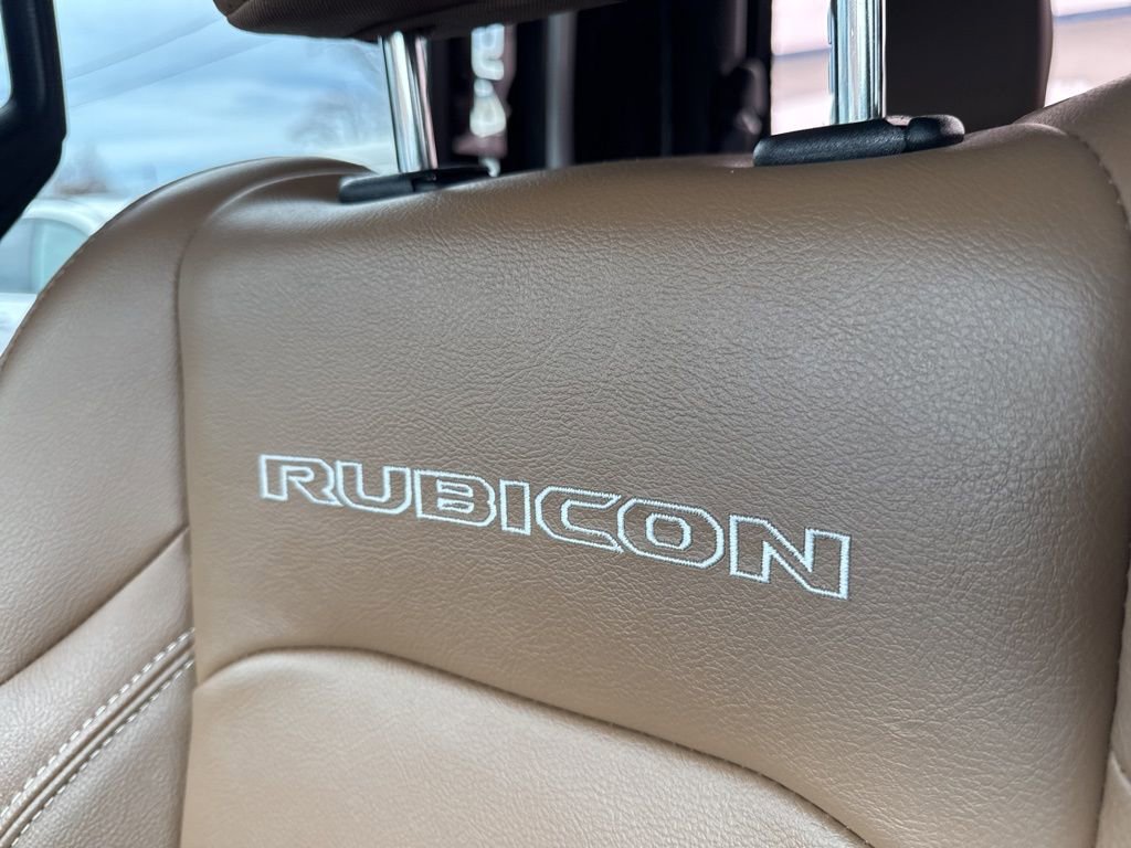 Used 2023 Jeep Gladiator Rubicon w/ Cold Weather Group image 40