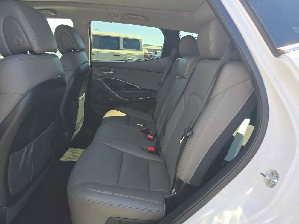 Used 2017 Hyundai Santa Fe Sport AWD/4WD image 16