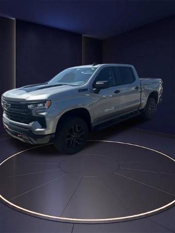Used 2026 Chevrolet Silverado 1500 LT Trail Boss w/ LPO, Dark Essentials Package AWD/4WD image 2