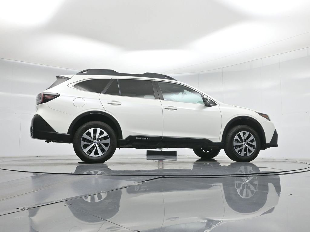 Used 2021 Subaru Outback Premium image 14
