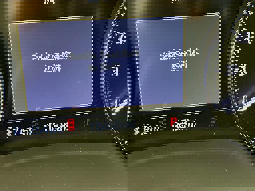 Used 2023 Buick Envision Essence w/ Sport Touring Package image 23