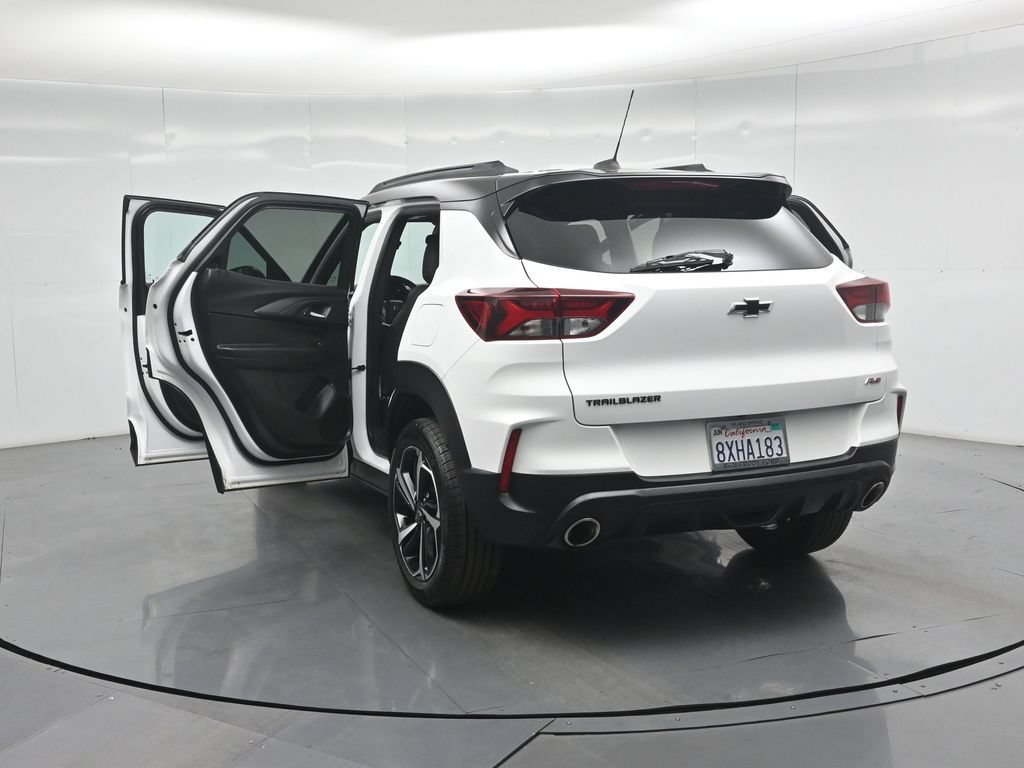 Used 2021 Chevrolet TrailBlazer RS FWD image 31