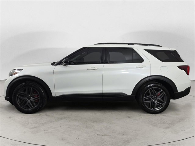 Certified 2025 Ford Explorer ST image 6