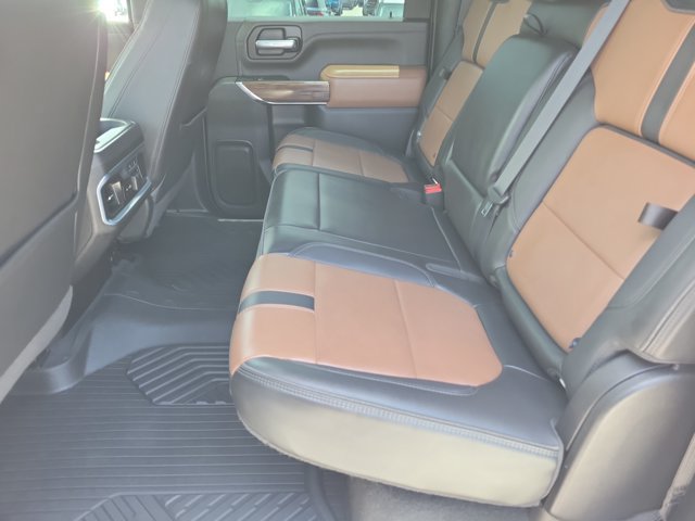 Used 2022 Chevrolet Silverado 3500 High Country w/ Technology Package AWD/4WD image 11