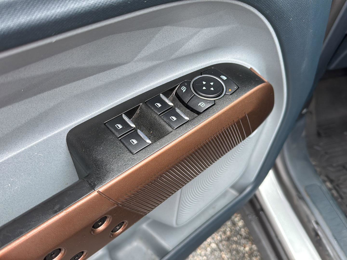 Certified 2023 Ford Maverick Lariat w/ Equipment Group 500A Standard image 28