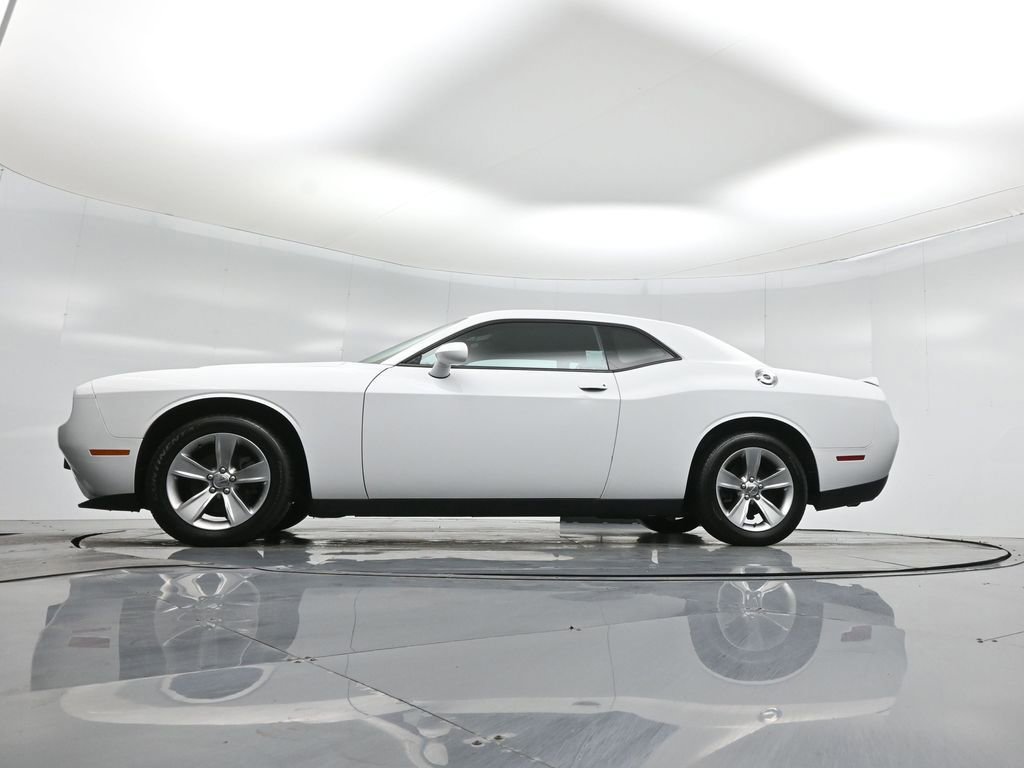 Used 2020 Dodge Challenger SXT image 24