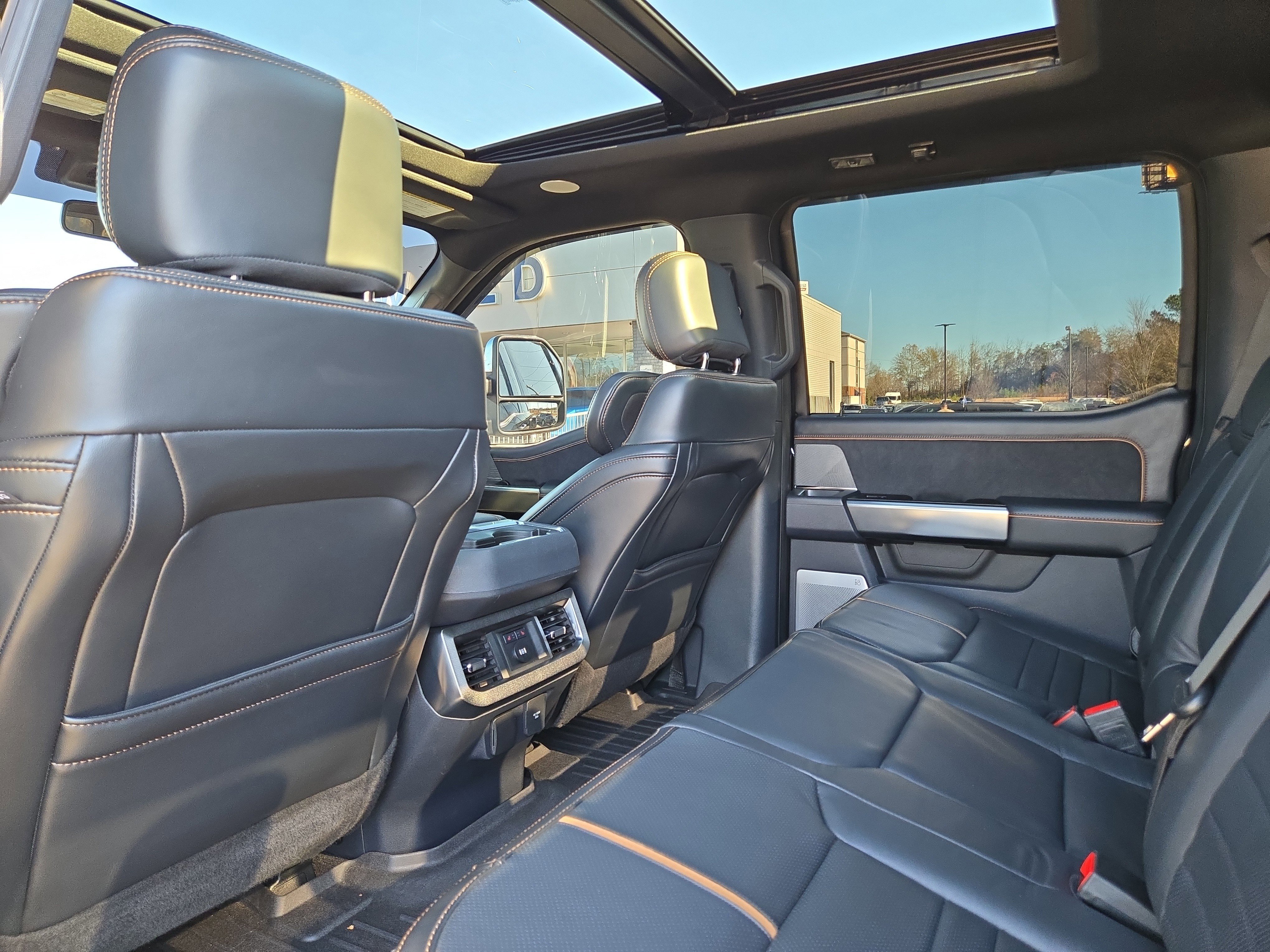 Certified 2023 Ford F450 Platinum w/ FX4 Off-Road Package image 16