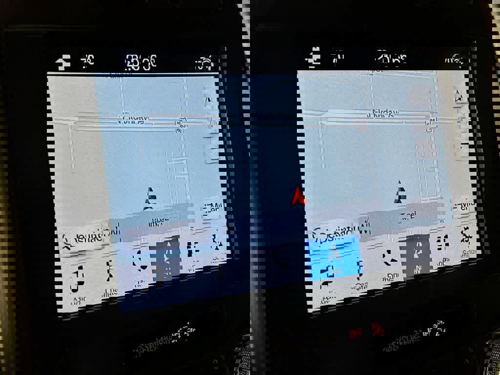 Certified 2019 Ford F150 Platinum w/ Equipment Group 701A Luxury image 28