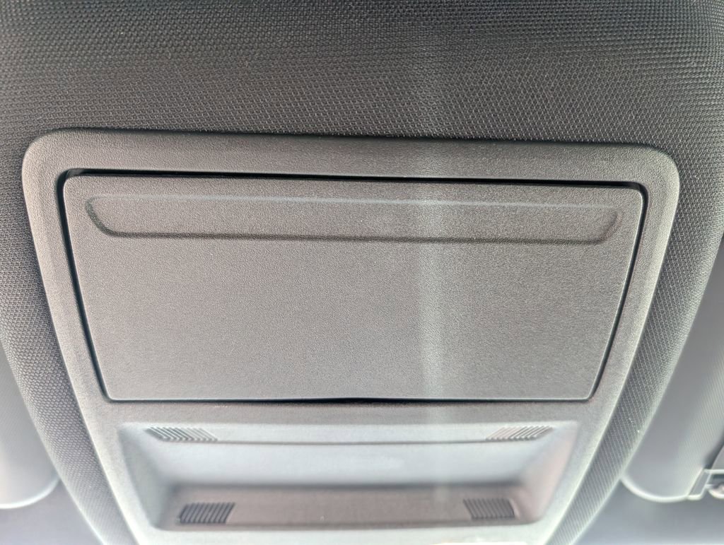 Certified 2025 Ford Escape ST-Line FWD image 17
