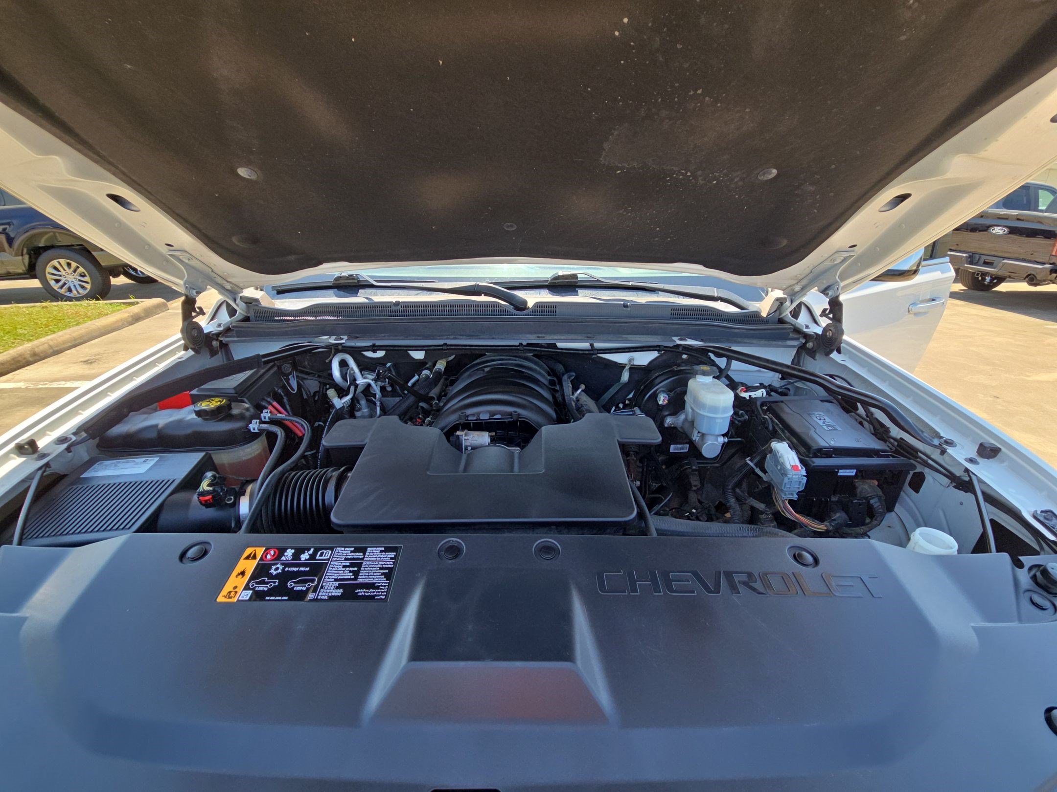 Used 2019 Chevrolet Suburban Premier RWD image 31