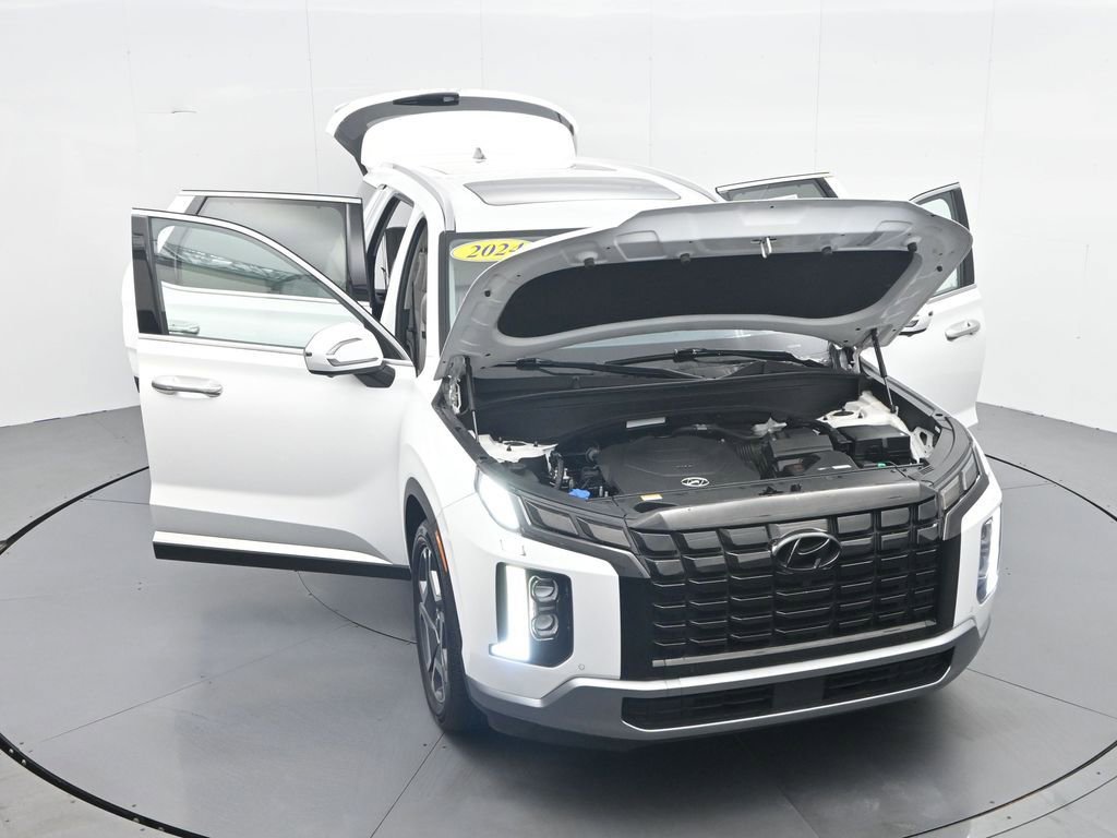 Used 2024 Hyundai Palisade Limited FWD image 40