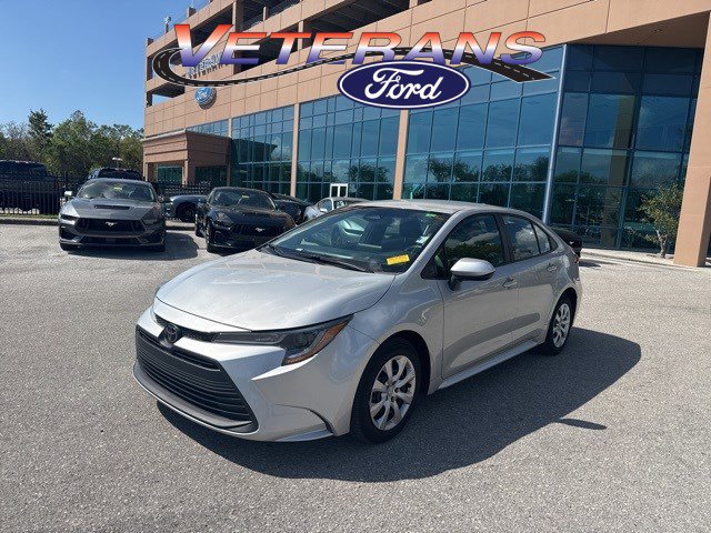 Used 2024 Toyota Corolla LE image 1