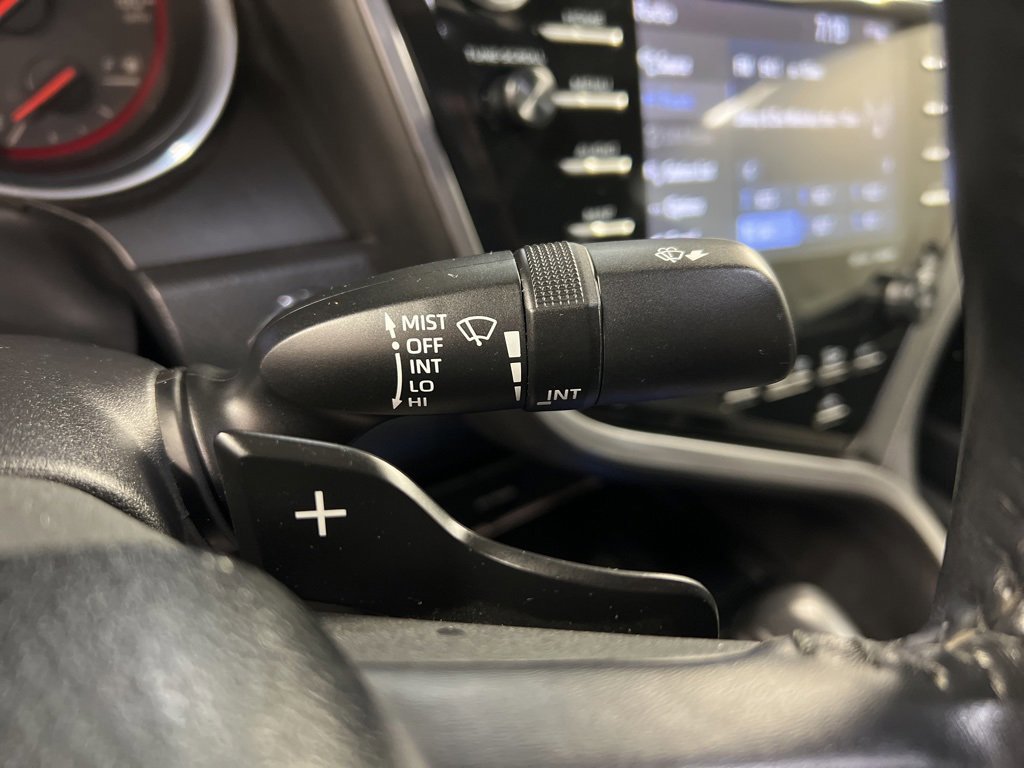 Used 2019 Toyota Camry XSE image 20