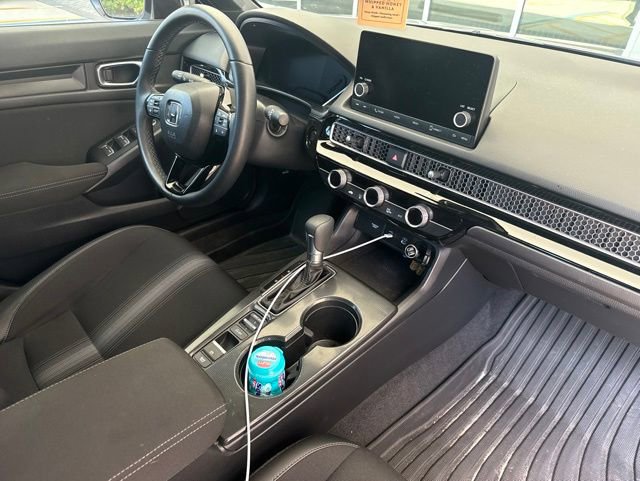 Used 2025 Honda Civic Sport image 4