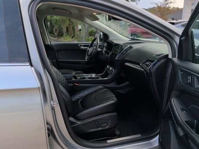 Certified 2024 Ford Edge Titanium AWD/4WD image 17