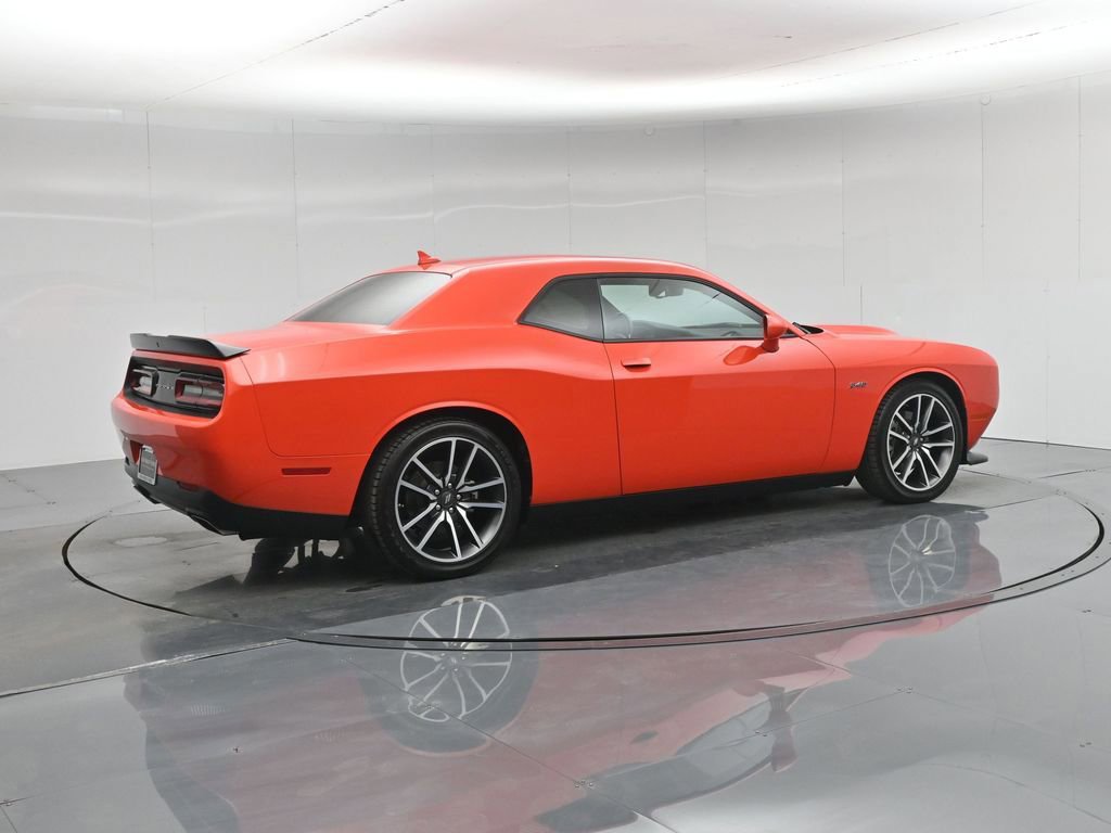 Used 2023 Dodge Challenger R/T image 13