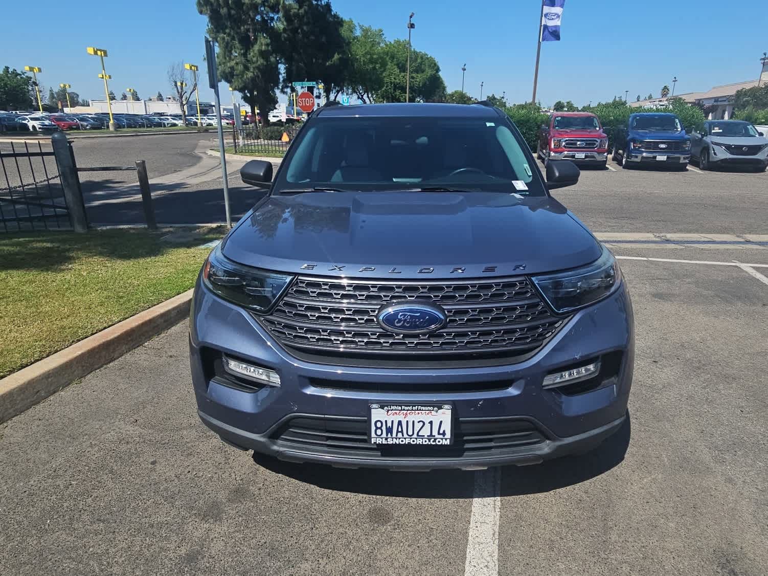 Certified 2021 Ford Explorer XLT w/ Equipment Group 202A AWD/4WD image 4