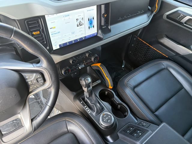 Certified 2022 Ford Bronco Badlands w/ Sasquatch Package AWD/4WD image 29