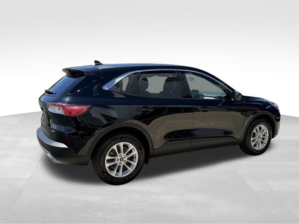 Certified 2021 Ford Escape SE FWD image 10