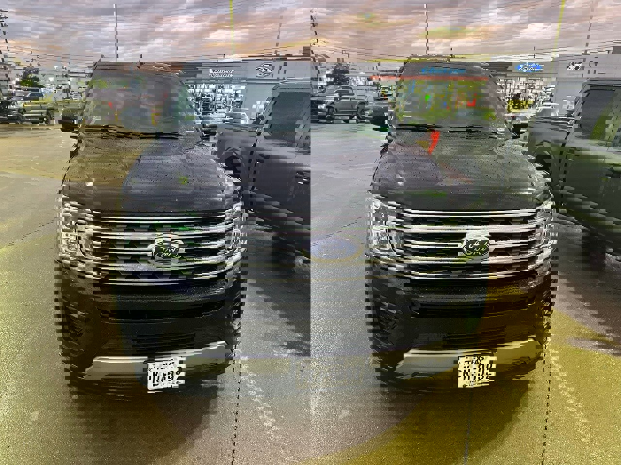 Certified 2020 Ford Expedition XLT image 8