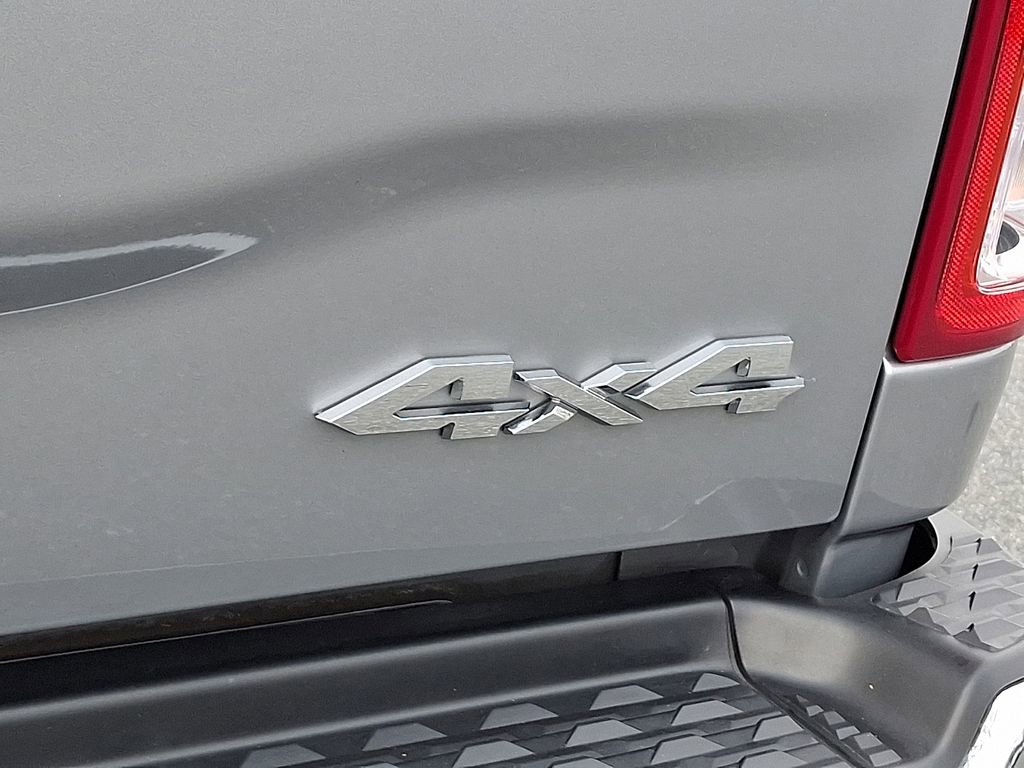 Used 2023 RAM 3500 Tradesman image 28