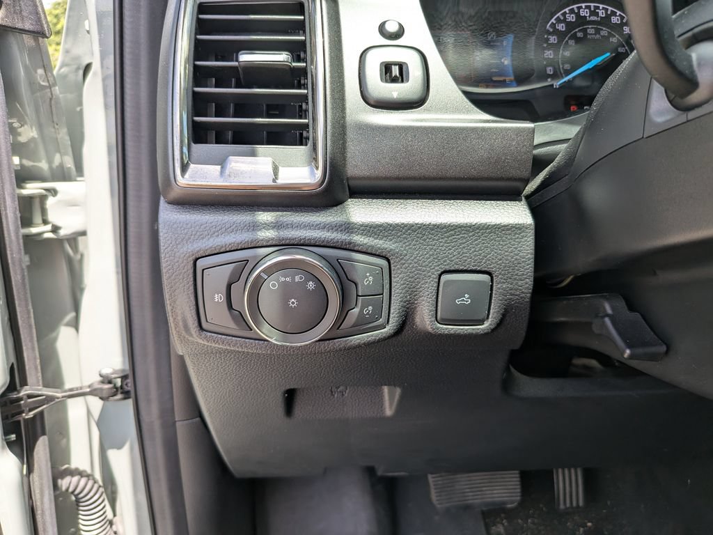 Certified 2022 Ford Ranger Lariat w/ Tremor Off-Road Package AWD/4WD image 29