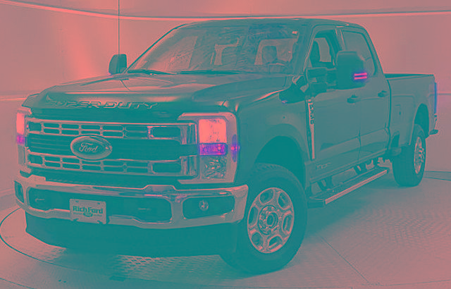 Certified 2025 Ford F350 XLT image 6