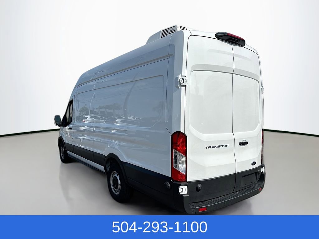 Certified 2024 Ford Transit 250 148 High Roof Extended RWD image 9