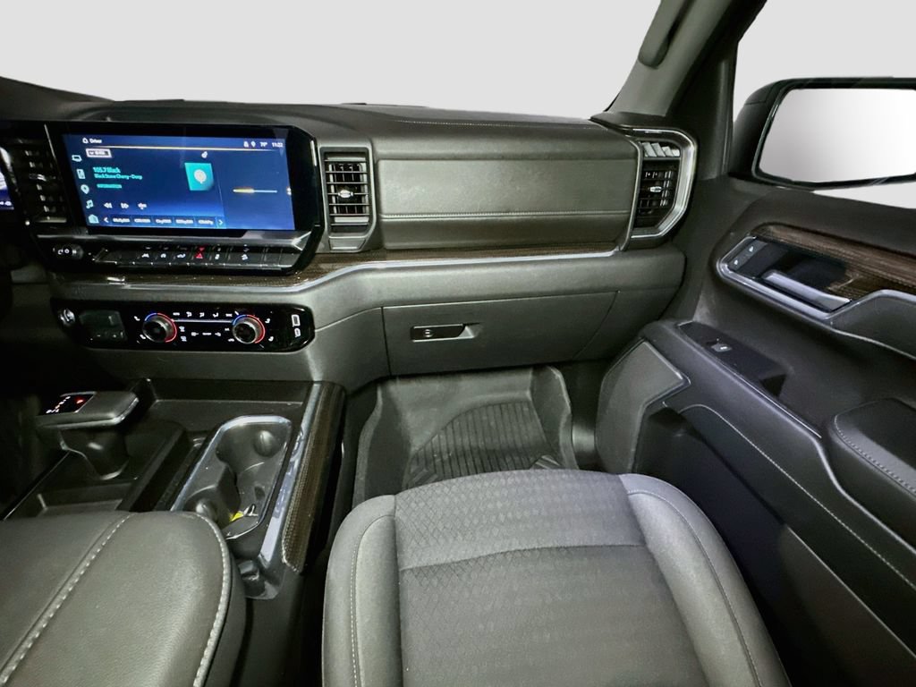 Used 2025 Chevrolet Silverado 1500 LT Trail Boss w/ Protection Package AWD/4WD image 33