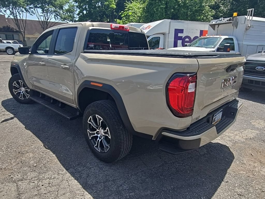 Used 2023 GMC Canyon AT4 AWD/4WD image 8