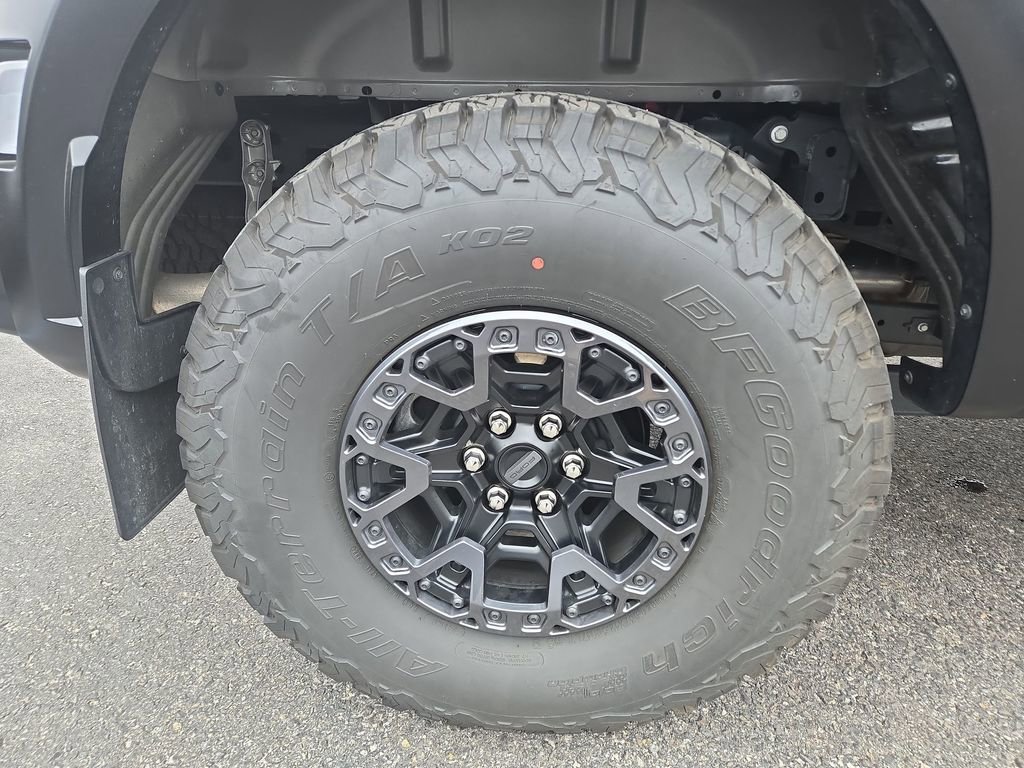 Certified 2024 Ford F150 Raptor w/ Equipment Group 803A Raptor R AWD/4WD image 2