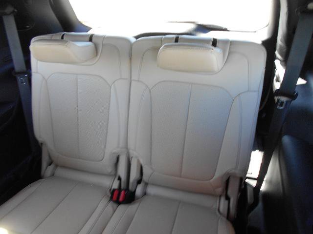 Used 2024 Jeep Grand Cherokee L Limited w/ Luxury Tech Group II AWD/4WD image 14
