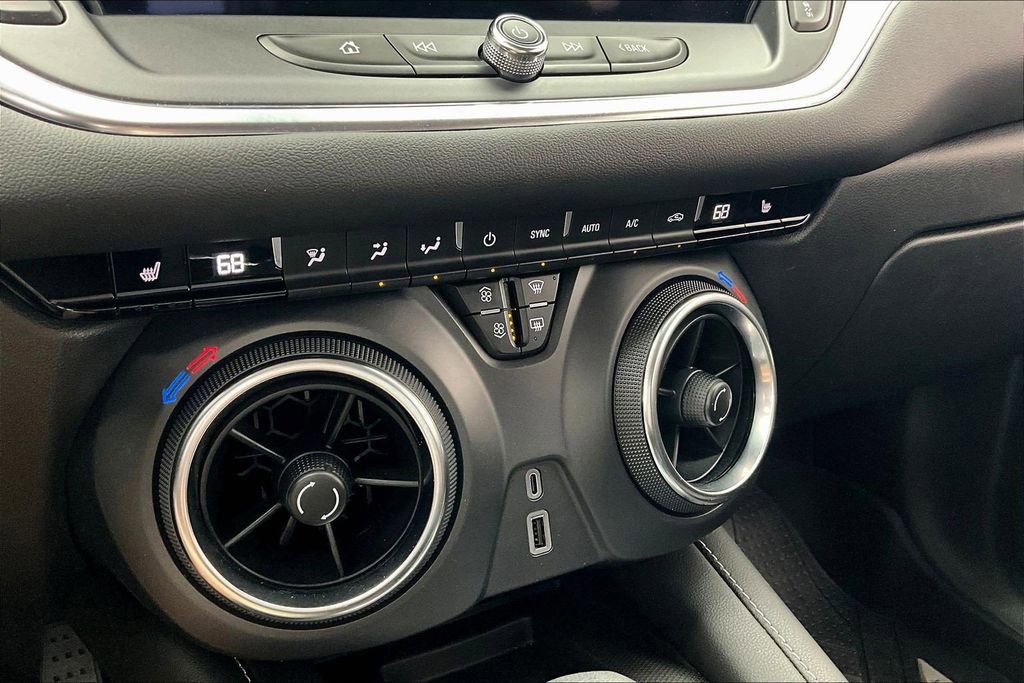 Used 2024 Chevrolet Blazer LT w/ Convenience Package image 31