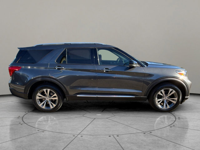 Certified 2020 Ford Explorer Platinum w/ Premium Technology Package AWD/4WD image 12