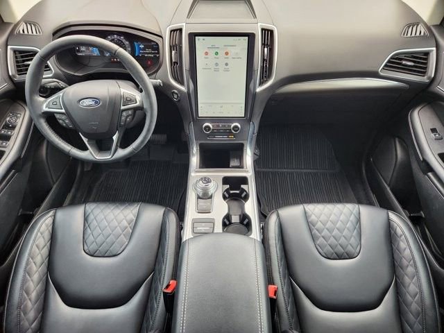 Certified 2023 Ford Edge Titanium AWD/4WD image 25
