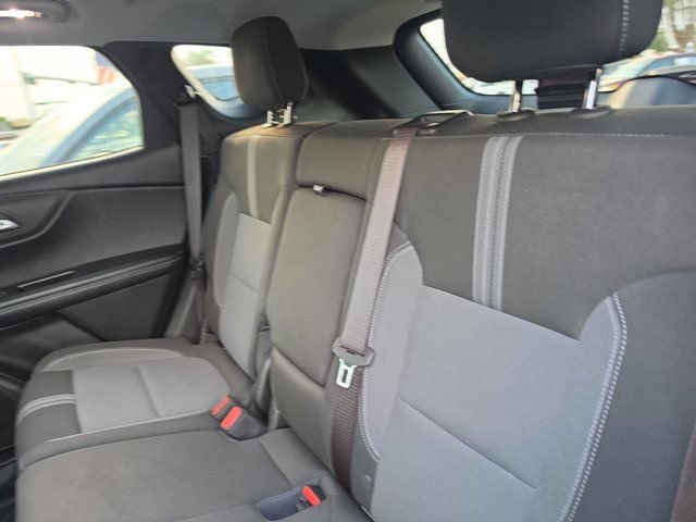 Used 2024 Chevrolet Blazer LT FWD image 26